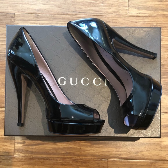 Gucci Vernice Crystal Patent Leather Pump - Picture 9 of 9
